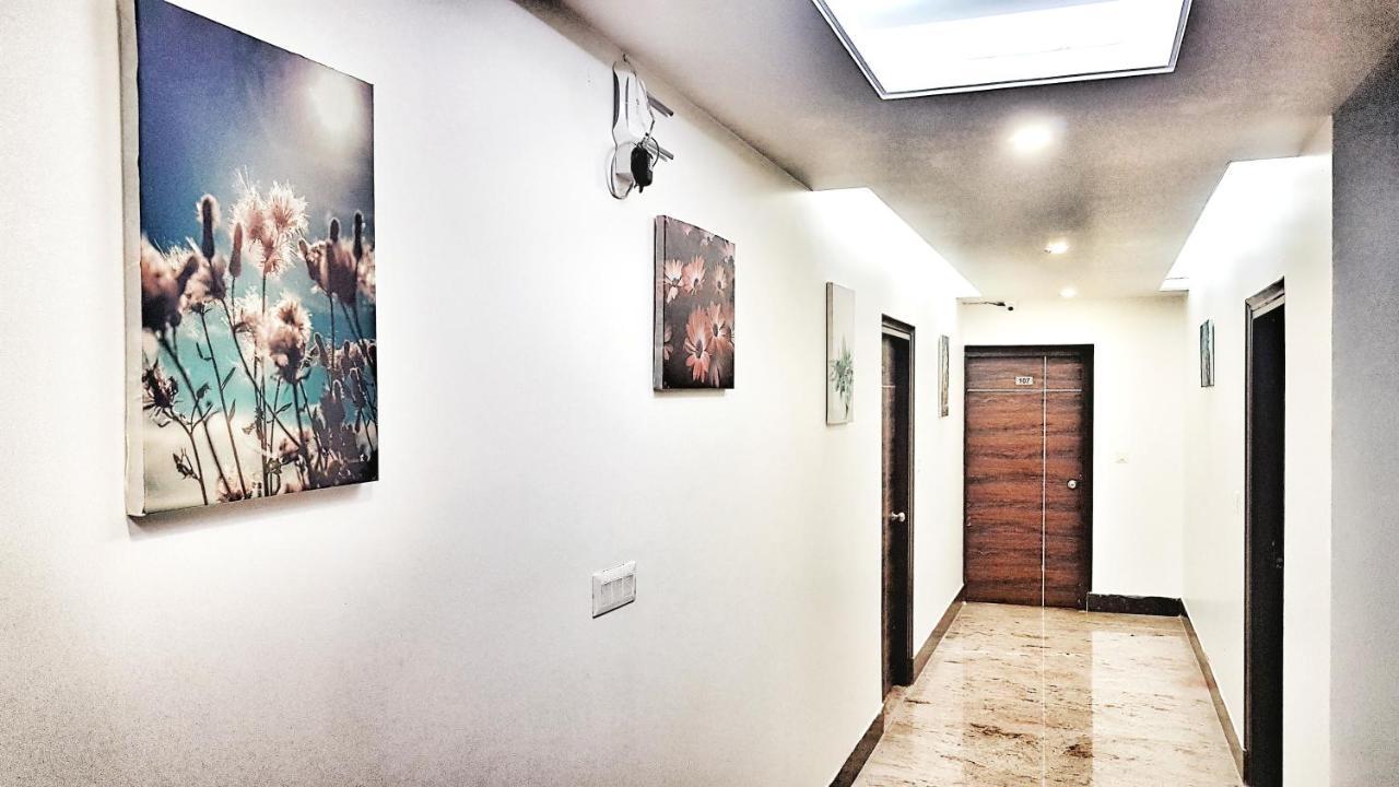 Hotel Aerocity Purple Orchid New Delhi Ngoại thất bức ảnh